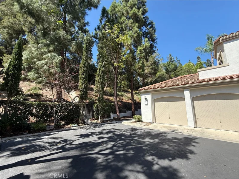 1 Sagunto, Aliso Viejo