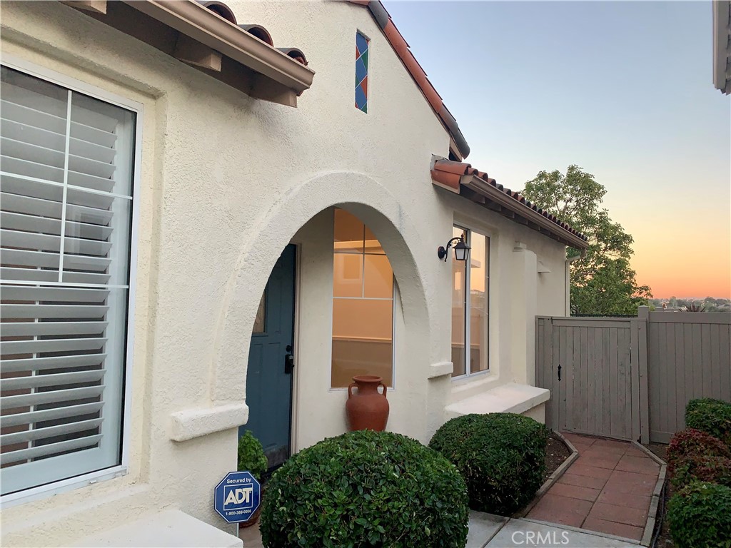 Hard to find single level floor plan - 10 Colony Way, Aliso Viejo CA 92656 - photo 1