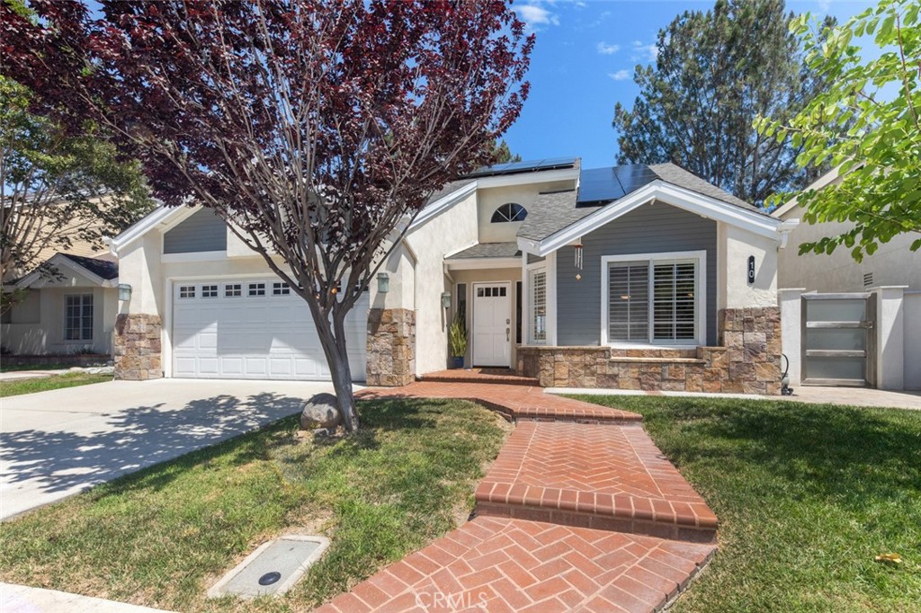 Brick sidewalk Front Entry - 10 Windflower, Aliso Viejo CA 92656 - photo 5