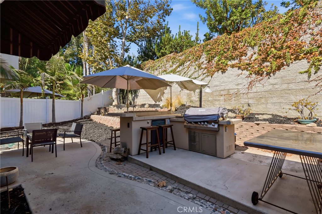 11 Barbados Drive, Aliso Viejo CA 92656 - photo 5
