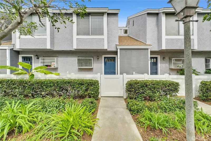 12 Candlewood Lane, Aliso Viejo, CA 92656