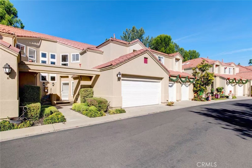 13 Giotto, Aliso Viejo CA 92656 - photo 3