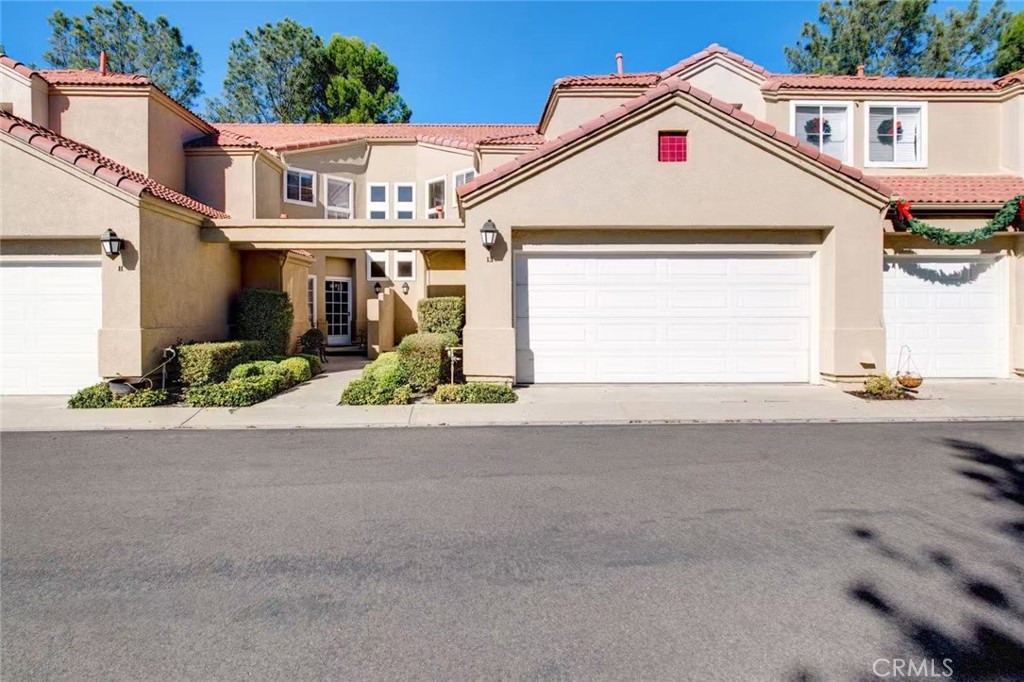 13 Giotto, Aliso Viejo CA 92656 - photo 4
