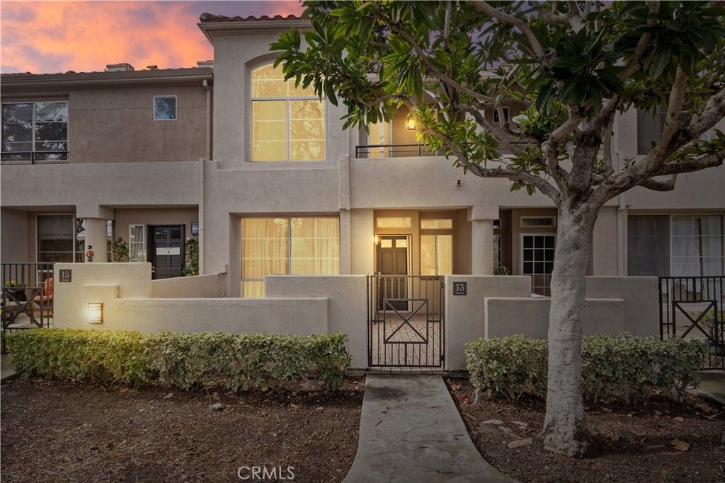 13 Softwind, Aliso Viejo CA 92656 - photo 1