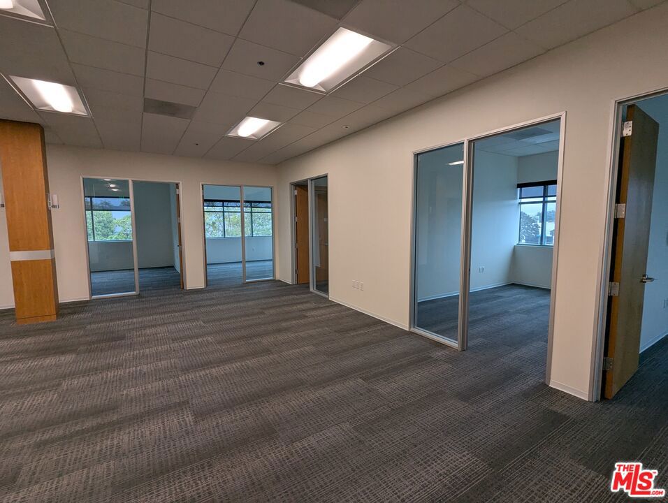 135 Columbia, Aliso Viejo CA 92656 - photo 4
