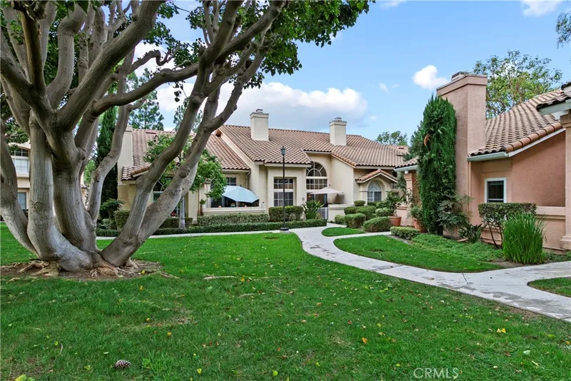 141 Nightingale Dr, Aliso Viejo, CA 92656