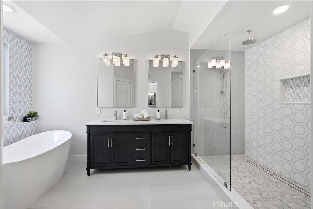 New Primary Bath Soak Tub - 15 Key Largo, Aliso Viejo CA 92656 - photo 19