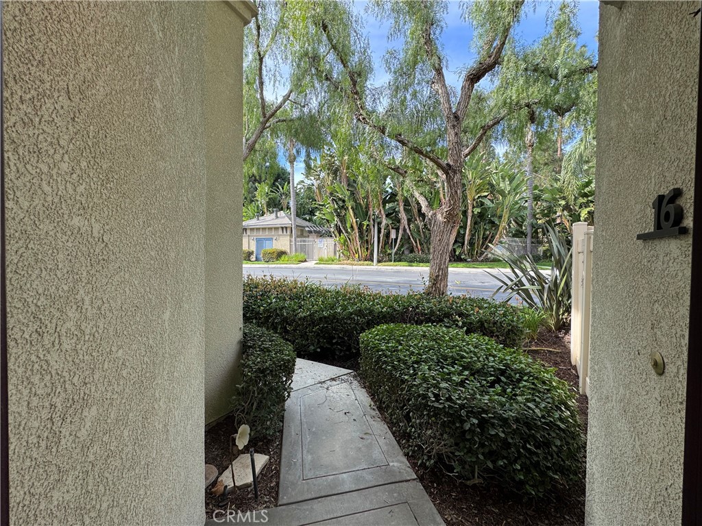 16 Bryce, Aliso Viejo CA 92656 - photo 4