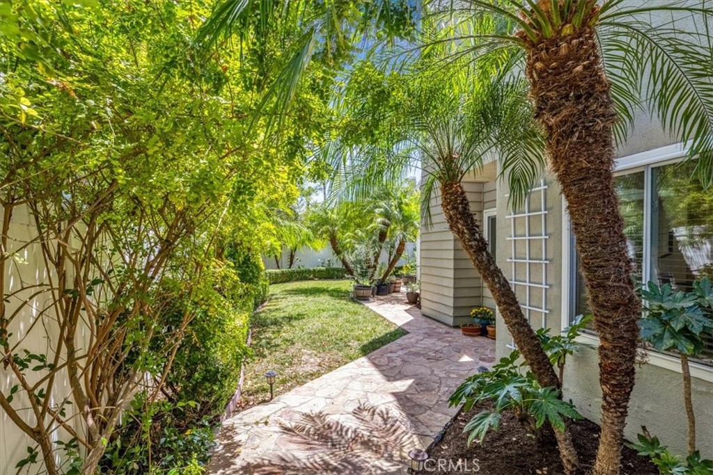 16 Pineoak, Aliso Viejo CA 92656 - photo 10