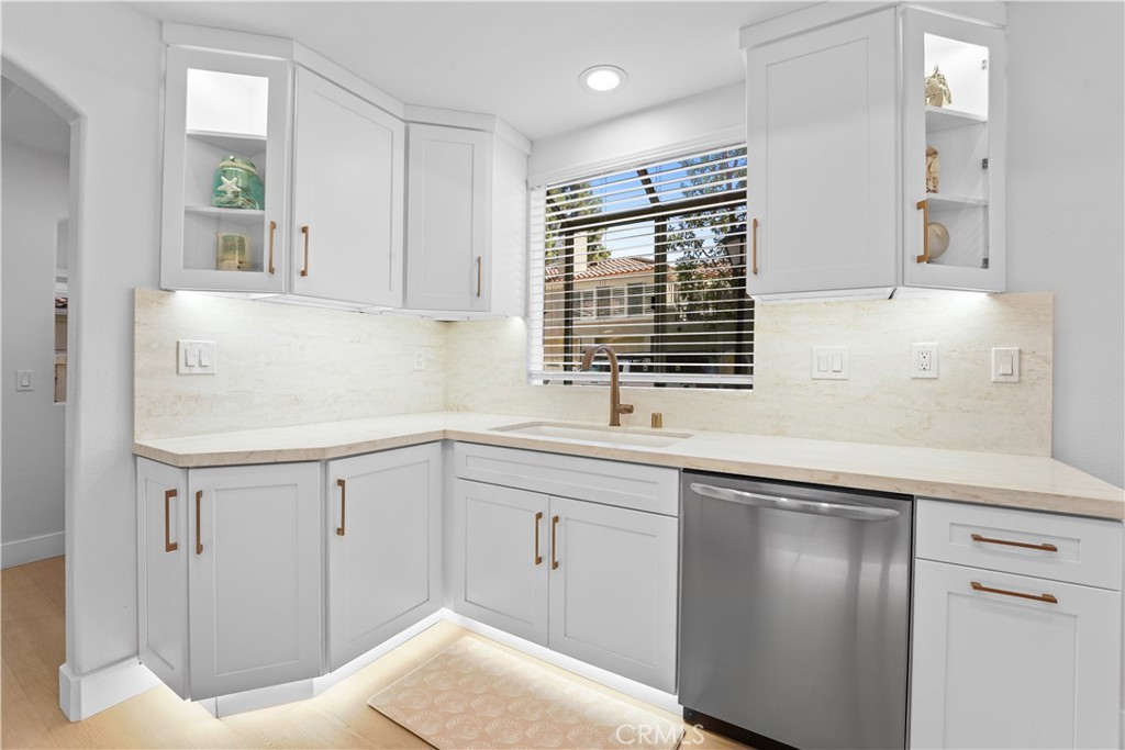 17 Barcelona, Aliso Viejo CA 92656 - photo 16