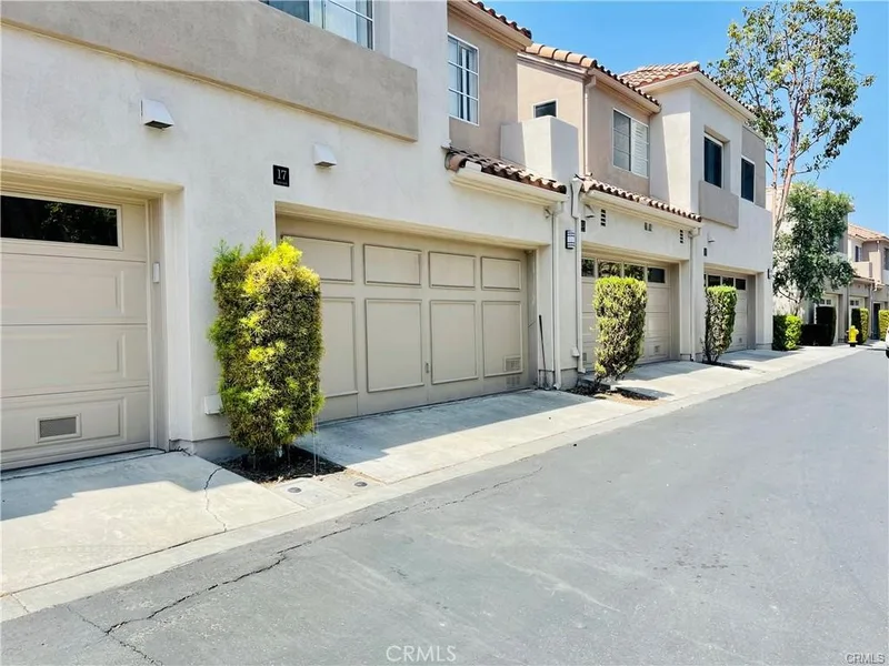 17 Tradewinds, Aliso Viejo, CA 92656