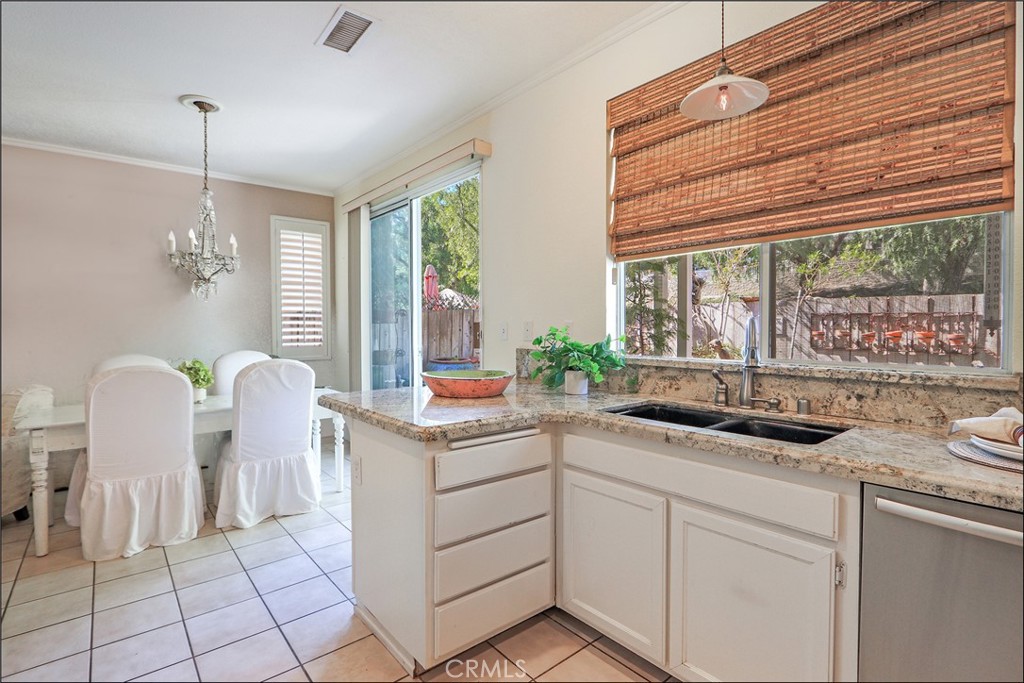 17 Tuolumne, Aliso Viejo CA 92656 - photo 4