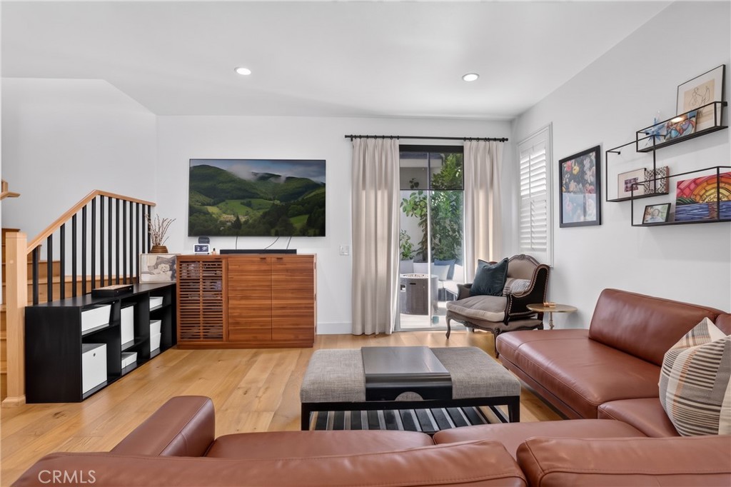 17 Woodcrest, Aliso Viejo CA 92656 - photo 3