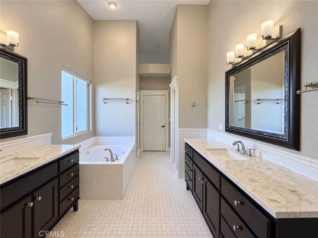 18 Lyon, Aliso Viejo CA 92656 - photo 25