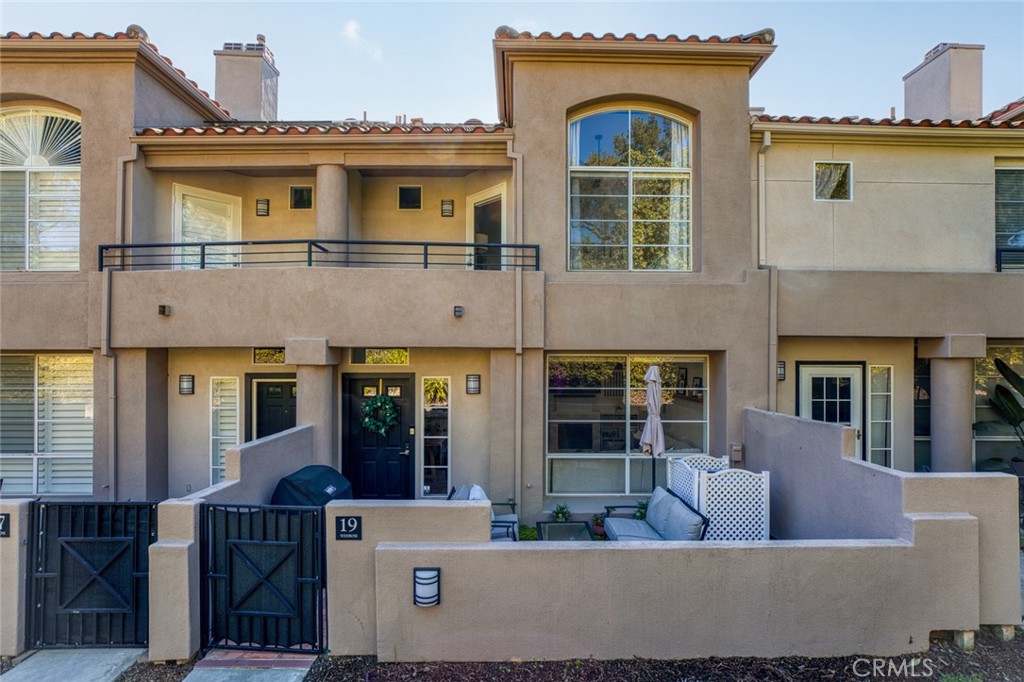 19 Windrose, Aliso Viejo CA 92656 - photo 1