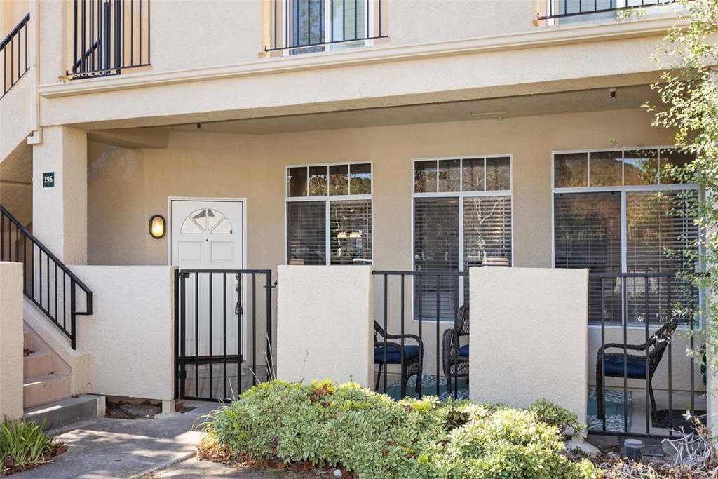 home sweet home on lower level no stairs - 195 Cinnamon Teal, Aliso Viejo CA 92656 - photo 2
