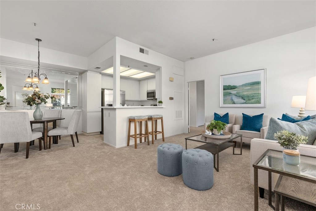 great room - 195 Cinnamon Teal, Aliso Viejo CA 92656 - photo 4