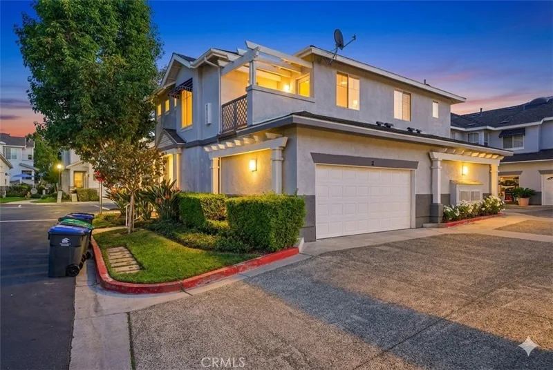 2 Carlsbad, Aliso Viejo, CA 92656