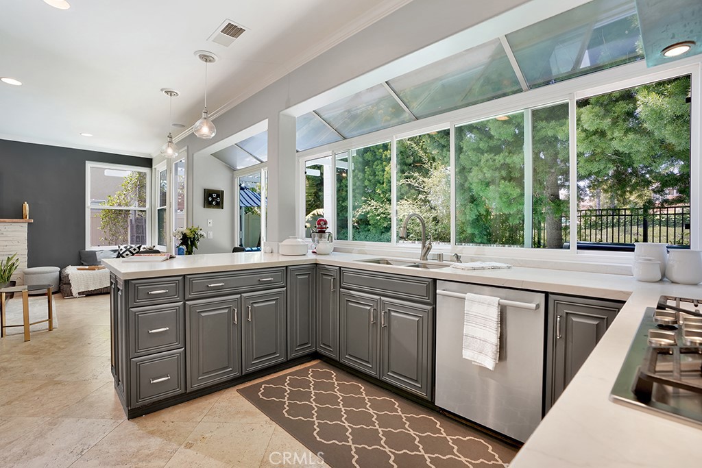 2 Coppercrest, Aliso Viejo CA 92656 - photo 1