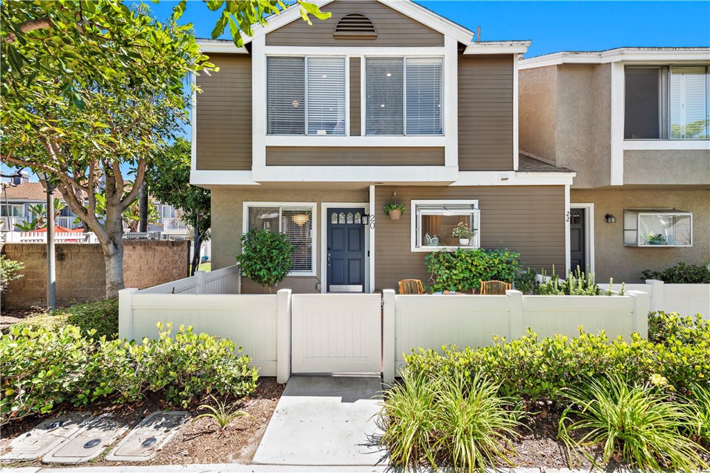 "Welcome Home" - 20 Candlewood Lane 7, Aliso Viejo CA 92656 - photo 1