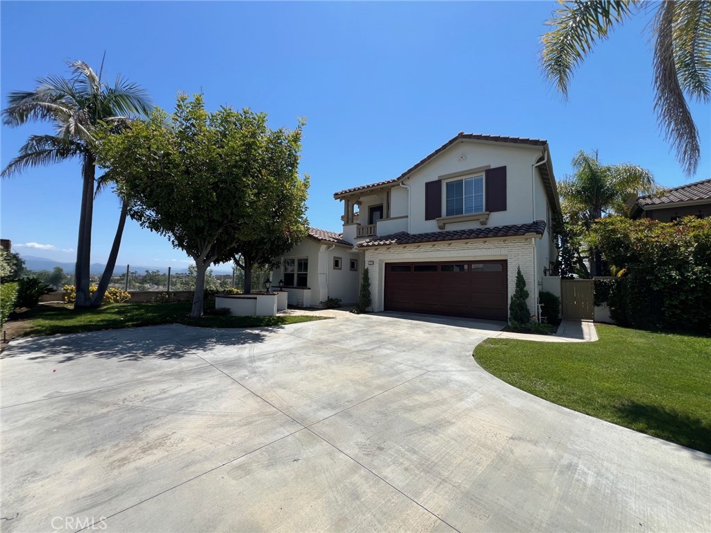 Large Driveway! - 20 Sunswept Mesa, Aliso Viejo CA 92656 - photo 1