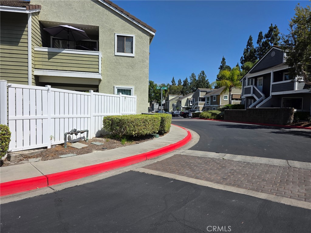 21 CAMBRIA Lane, Aliso Viejo CA 92656 - photo 3