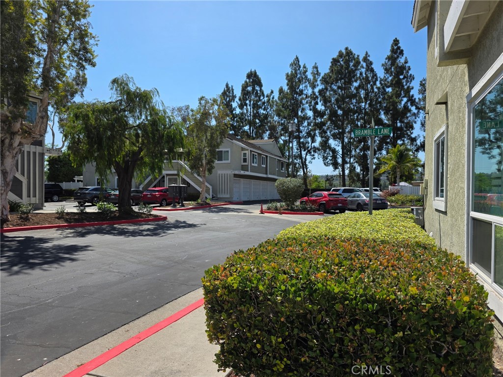 Location is away from other units - 21 CAMBRIA Lane, Aliso Viejo CA 92656 - photo 5