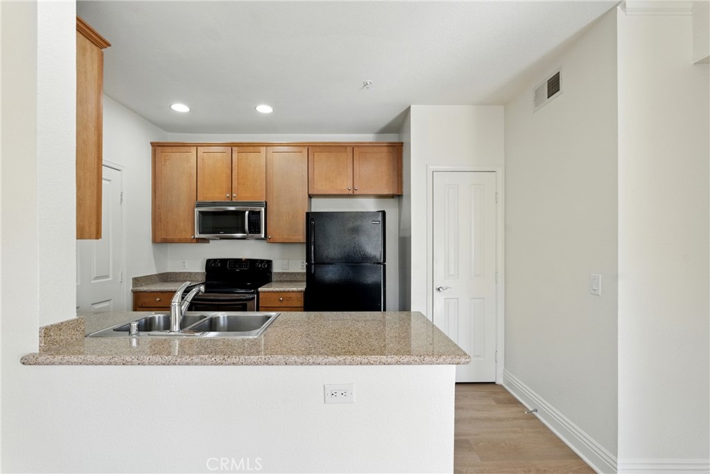 22681 Oakgrove 225, Aliso Viejo CA 92656 - photo 8