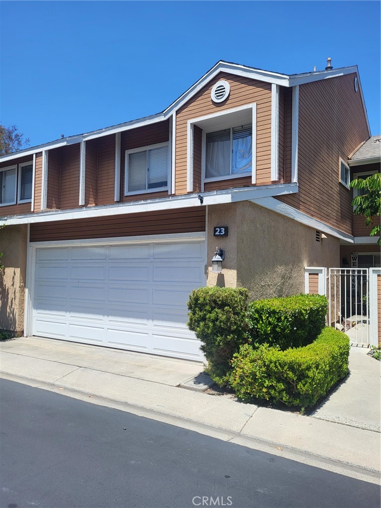 23 Marigold 22, Aliso Viejo CA 92656 - photo 1