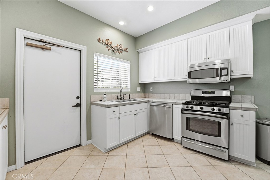 23412 Pacific Park 28D, Aliso Viejo CA 92656 - photo 27