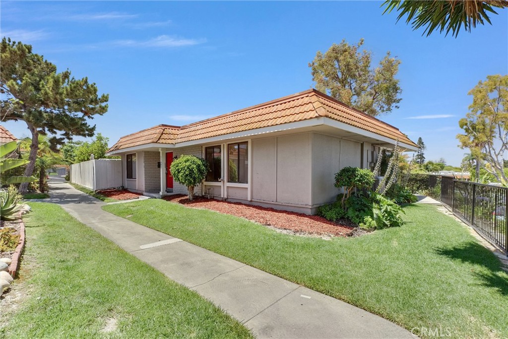 23442 Via San Pablo, Aliso Viejo CA 92656 - photo 2