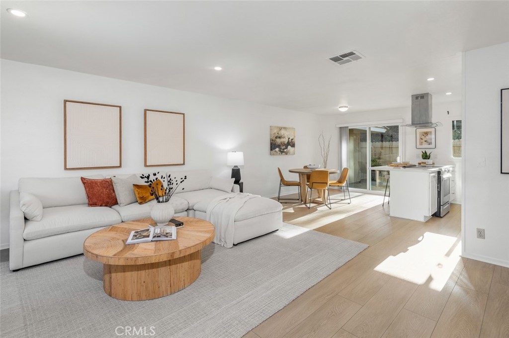 23475 Los Grandes, Aliso Viejo CA 92656 - photo 3