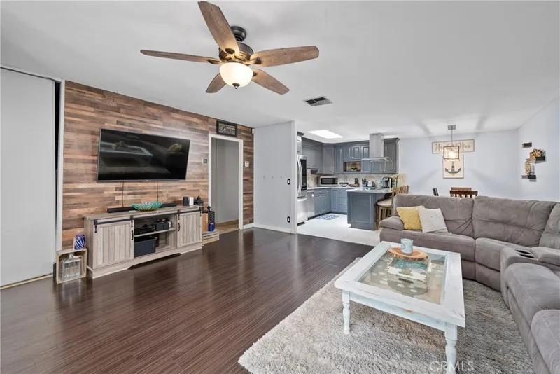 23516 Los Grandes Street, Aliso Viejo, CA 92656