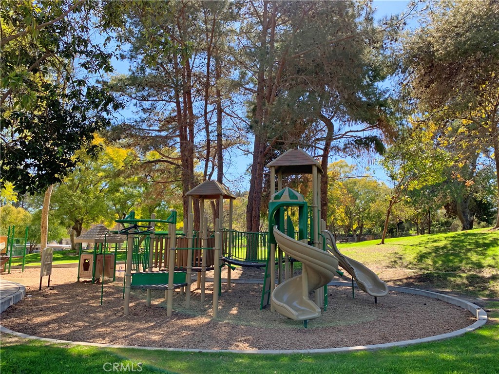 Community park - 23526 Los Adornos, Aliso Viejo CA 92656 - photo 13