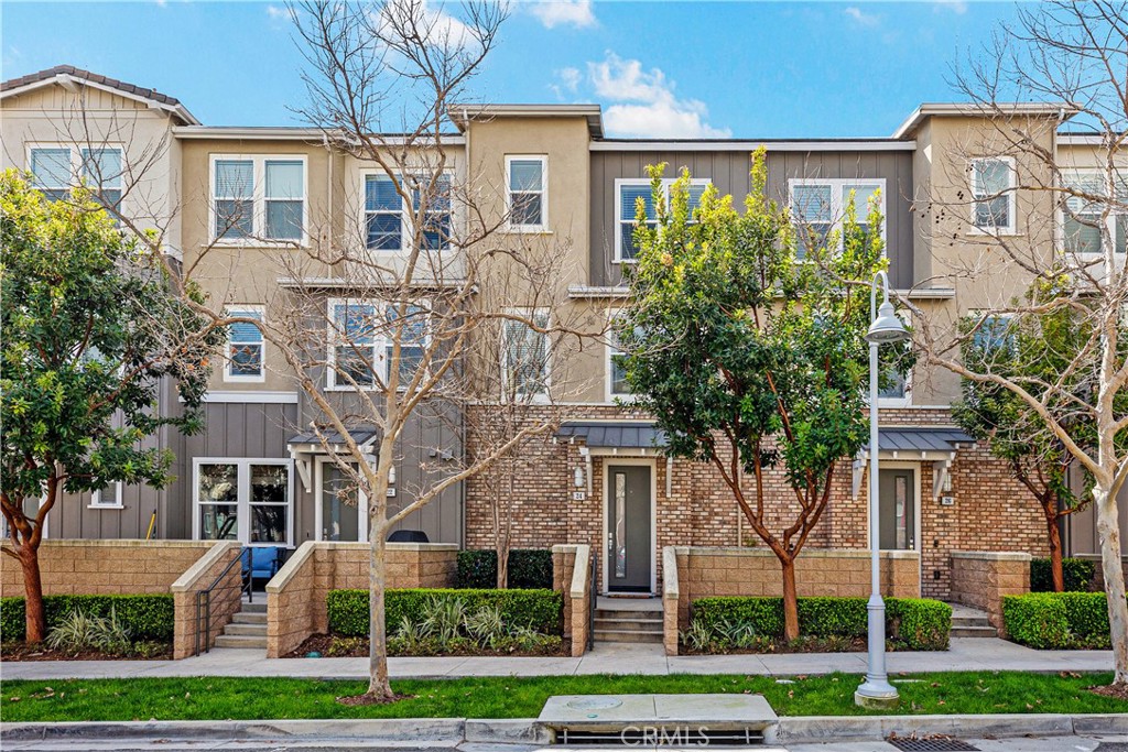 Epitome of Urban Coastal Living! 24 Beacon Way is modern coastal elegance! - 24 Beacon Way, Aliso Viejo CA 92656 - photo 1
