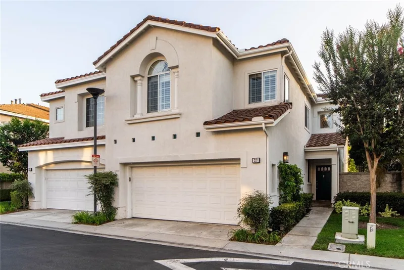 27 LARKMEAD, Aliso Viejo, CA 92656