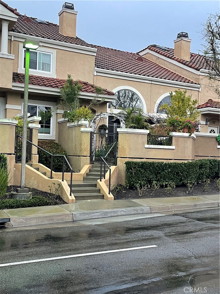 FABULOUS PRIVATE LOCATION, across from guest parking! - 30 Overture Lane, Aliso Viejo CA 92656 - photo 1