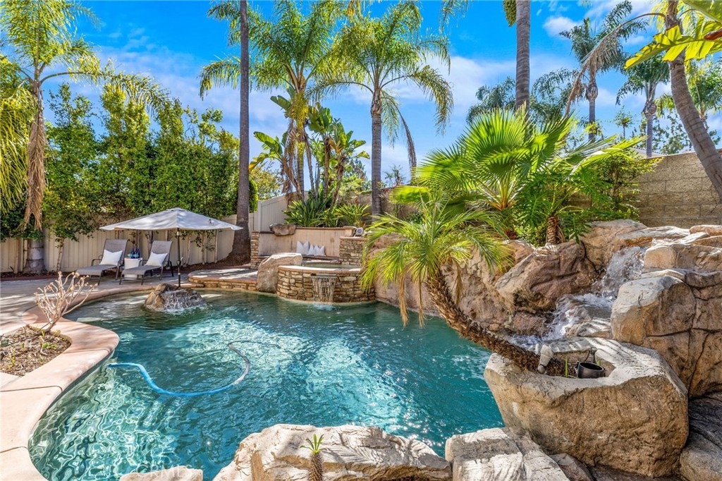 31 Cayman Brac, Aliso Viejo CA 92656 - photo 1