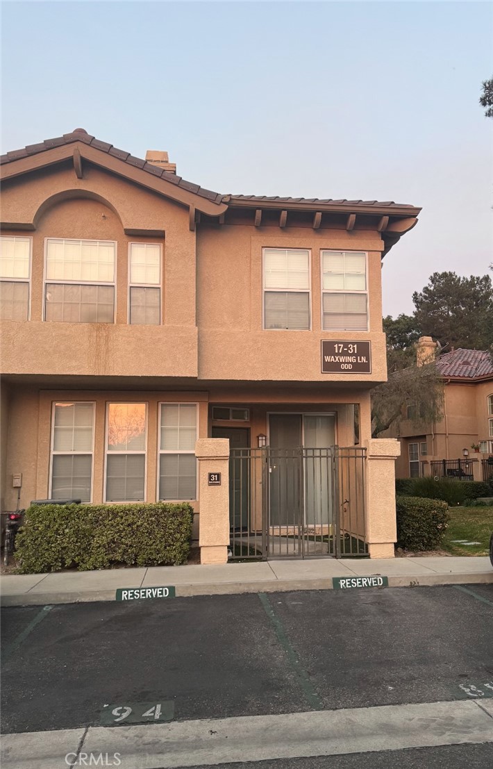 Condo entrance_Reserved Car Park - 31 Waxwing Ln, Aliso Viejo CA 92656 - photo 1