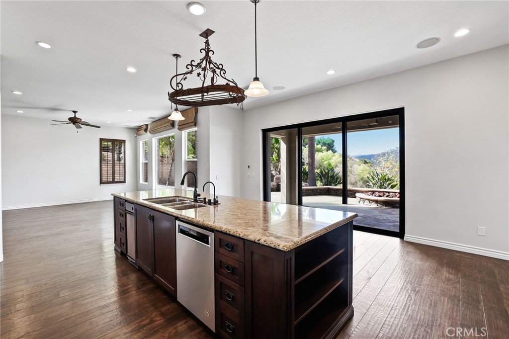 33 Glittering Sky, Aliso Viejo CA 92656 - photo 18