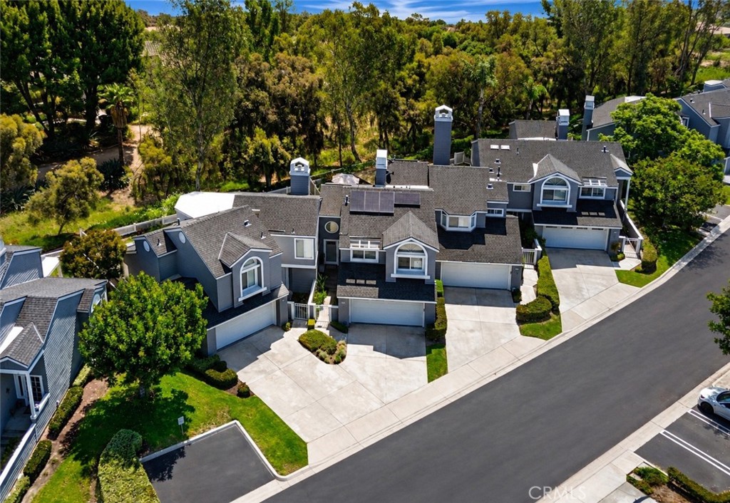 Backing to the Horse Trail is a prime location in Laurelmont. Come check it out - 35 Pepperwood, Aliso Viejo CA 92656 - photo 4
