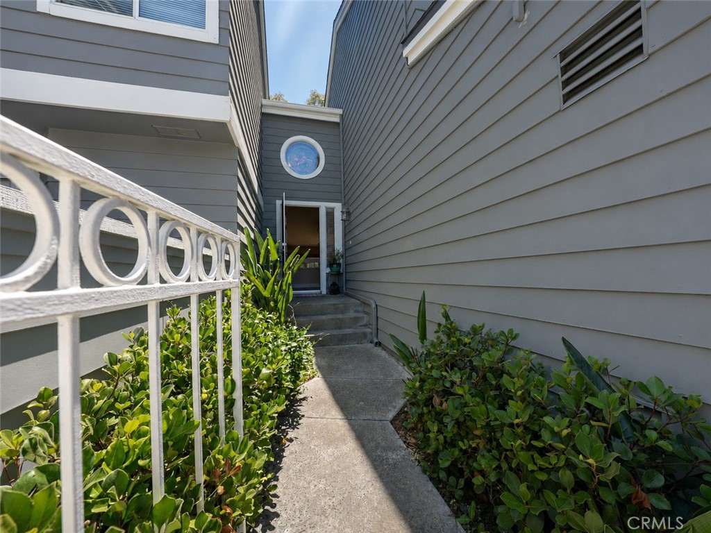 35 Pepperwood, Aliso Viejo CA 92656 - photo 32