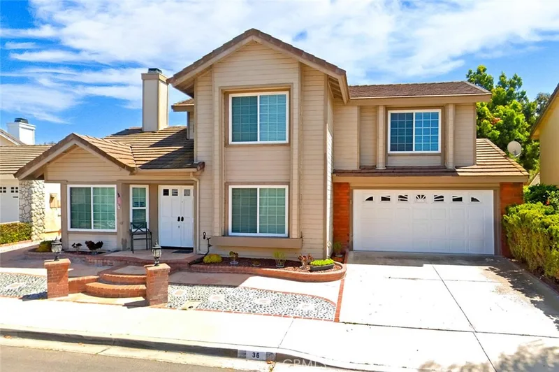 36 Woodswallow Lane, Aliso Viejo, CA 92656