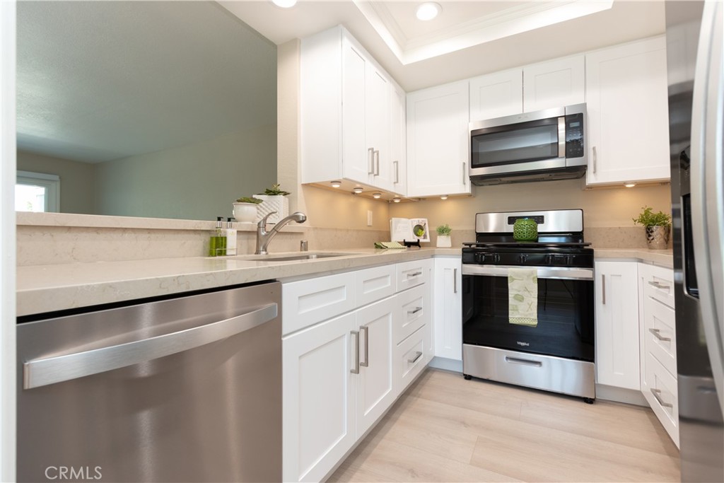 37 Clover Ln, Aliso Viejo CA 92656 - photo 9