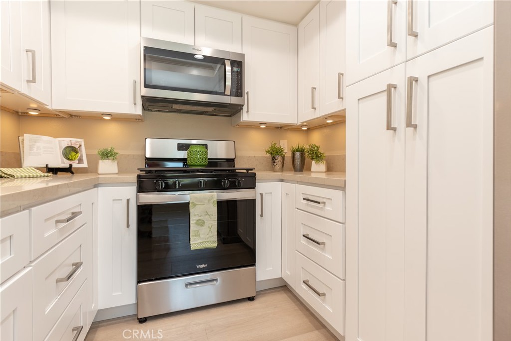 37 Clover Ln, Aliso Viejo CA 92656 - photo 10