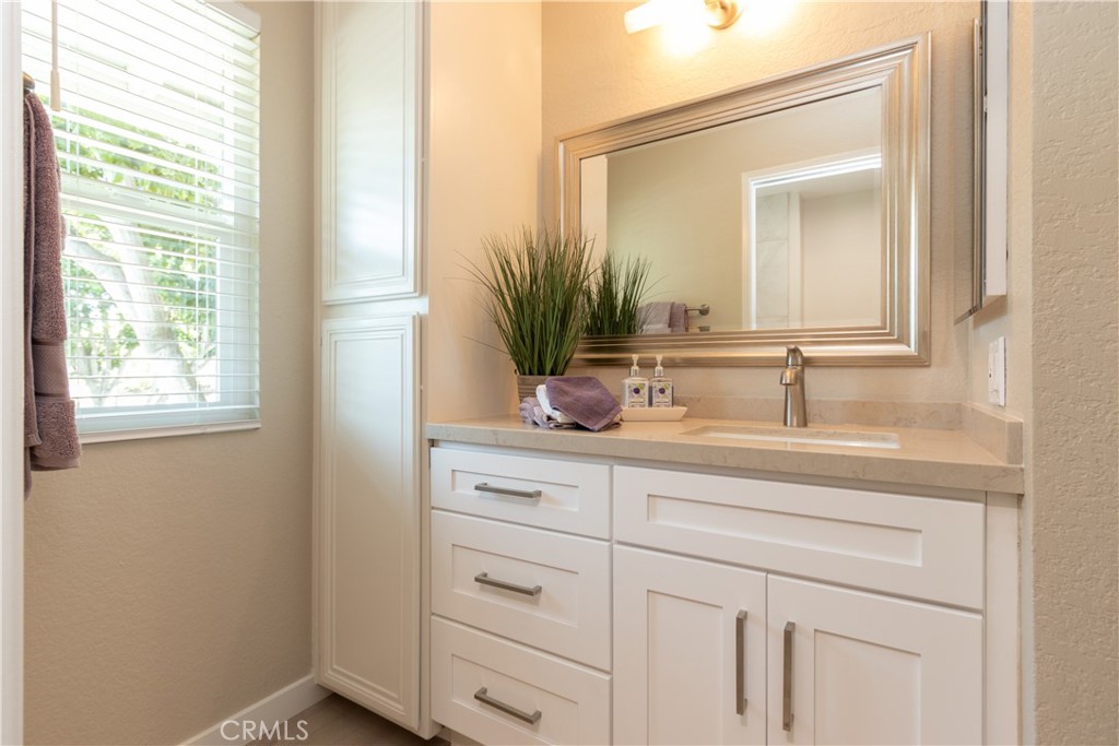 37 Clover Ln, Aliso Viejo CA 92656 - photo 18