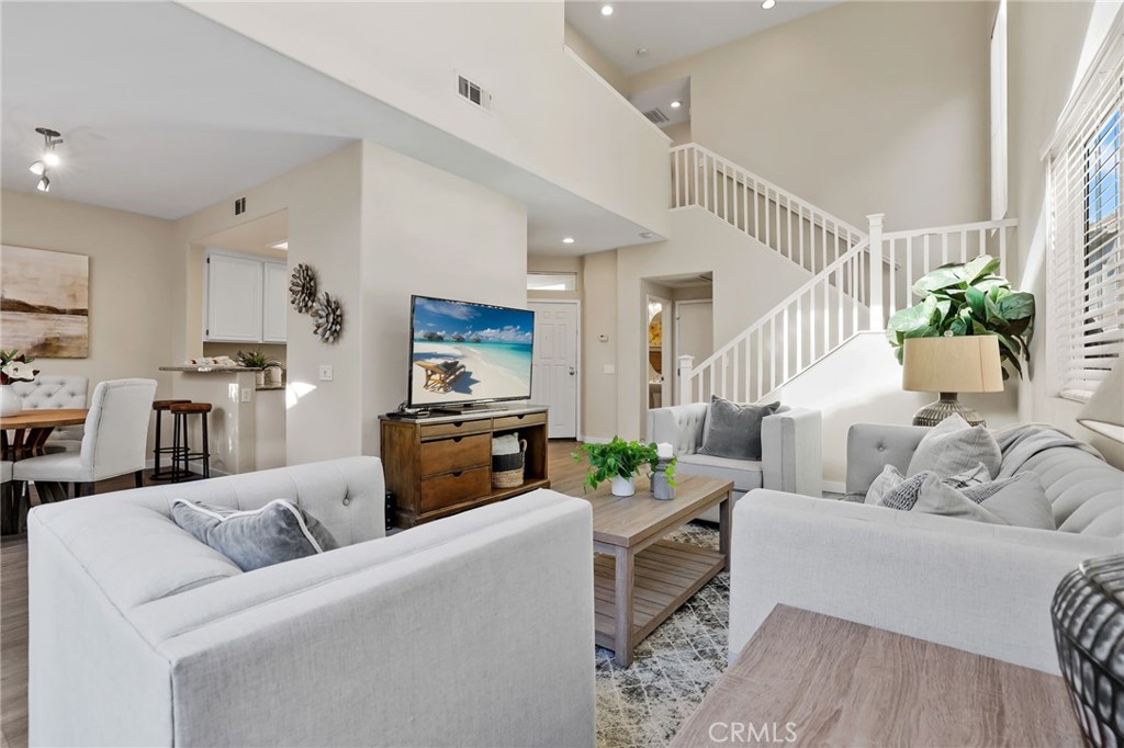 4 Montreal, Aliso Viejo CA 92656 - photo 1