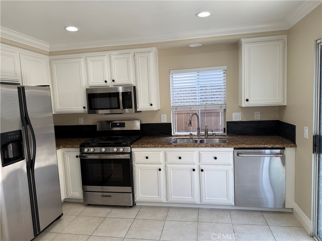 4 Sherrelwood Court, Aliso Viejo CA 92656 - photo 4