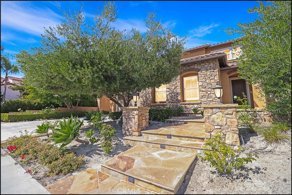 47 Santa Barbara, Aliso Viejo CA 92656 - photo 2