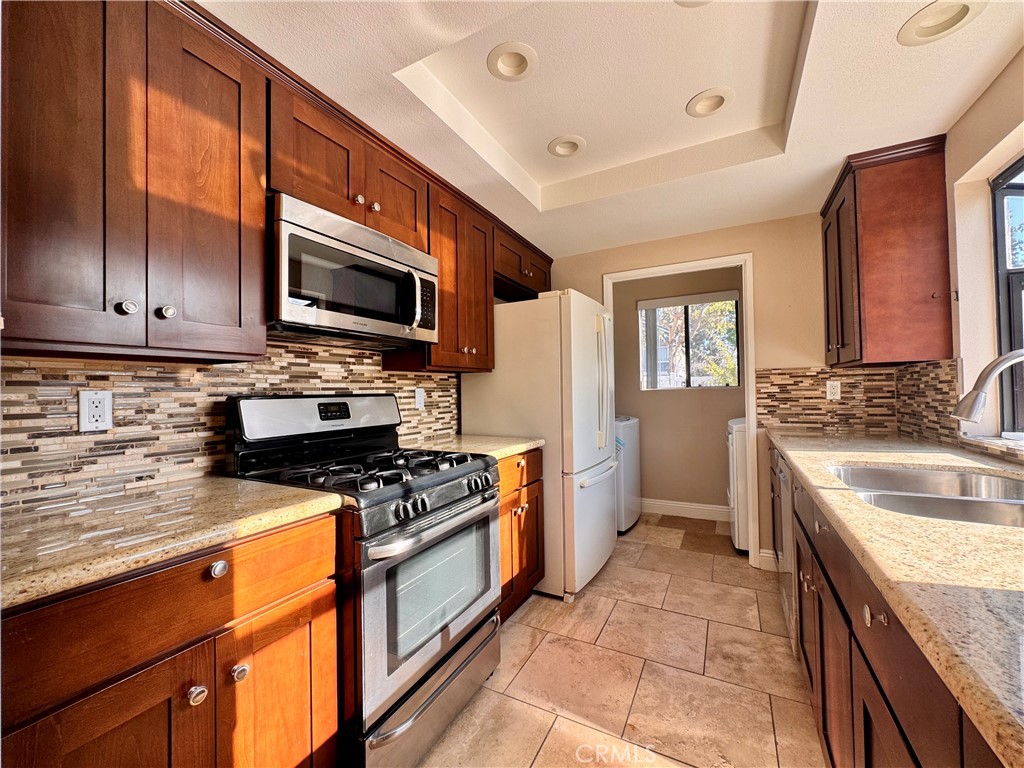 49 Clover, Aliso Viejo CA 92656 - photo 3